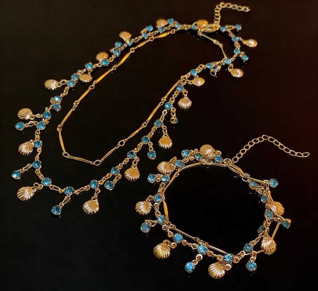 Blue Layered Necklace & Bracelet Set Gold Tone Elegant Seashell Beach Vacation