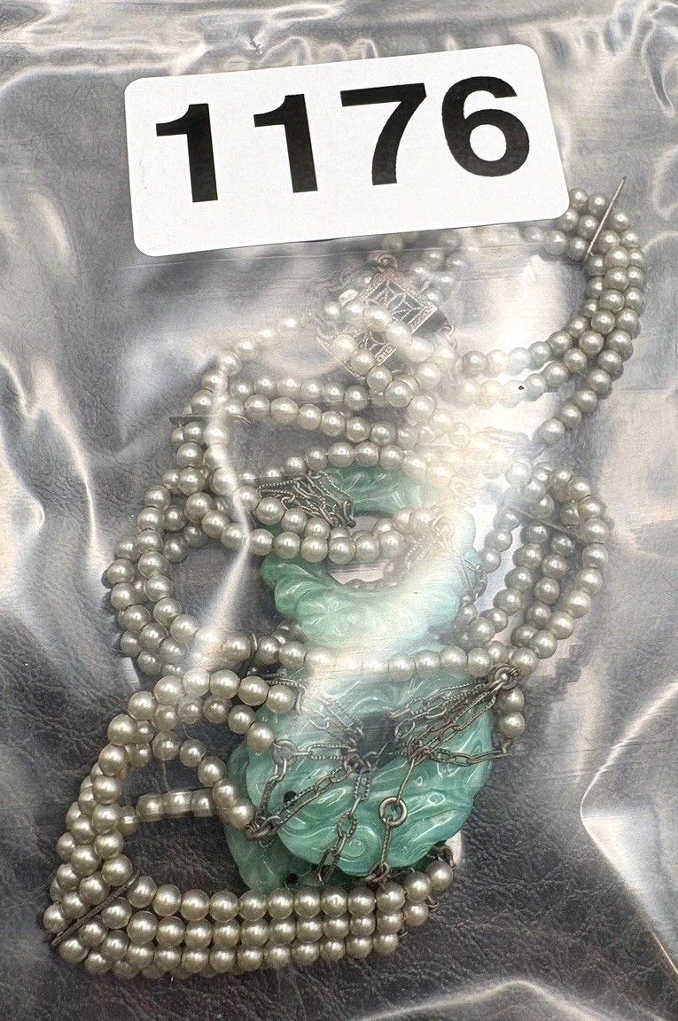 VTG Chinese Export Faux Pearl Peking Glass Donut Necklace Gold Fill Clasp READ