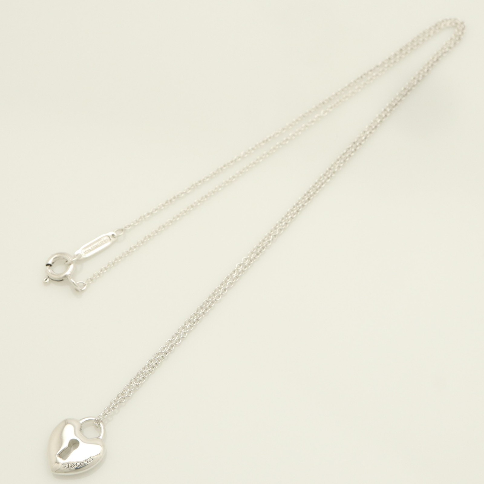 Authentic Tiffany & Co. Heart Keyhole Lock Necklace 16.1″ Silver 925 w/Pouch