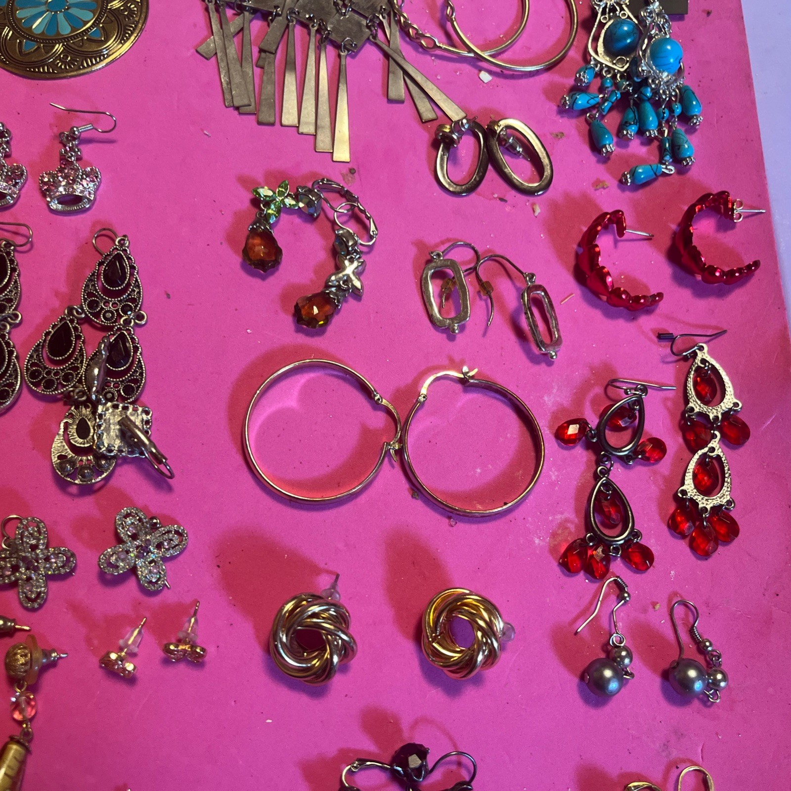 PIERCE EARRINGS LOT -39 PAIRS -COOKIE LEE, UNSIGNED MIXED STYLES