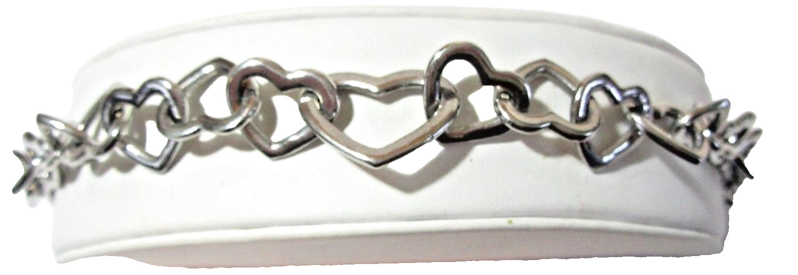 VINTAGE SMALL AND LARGER OUTLINE HEARTS UPSIDE DOWN / RIGHT SIDE UP BRACELET