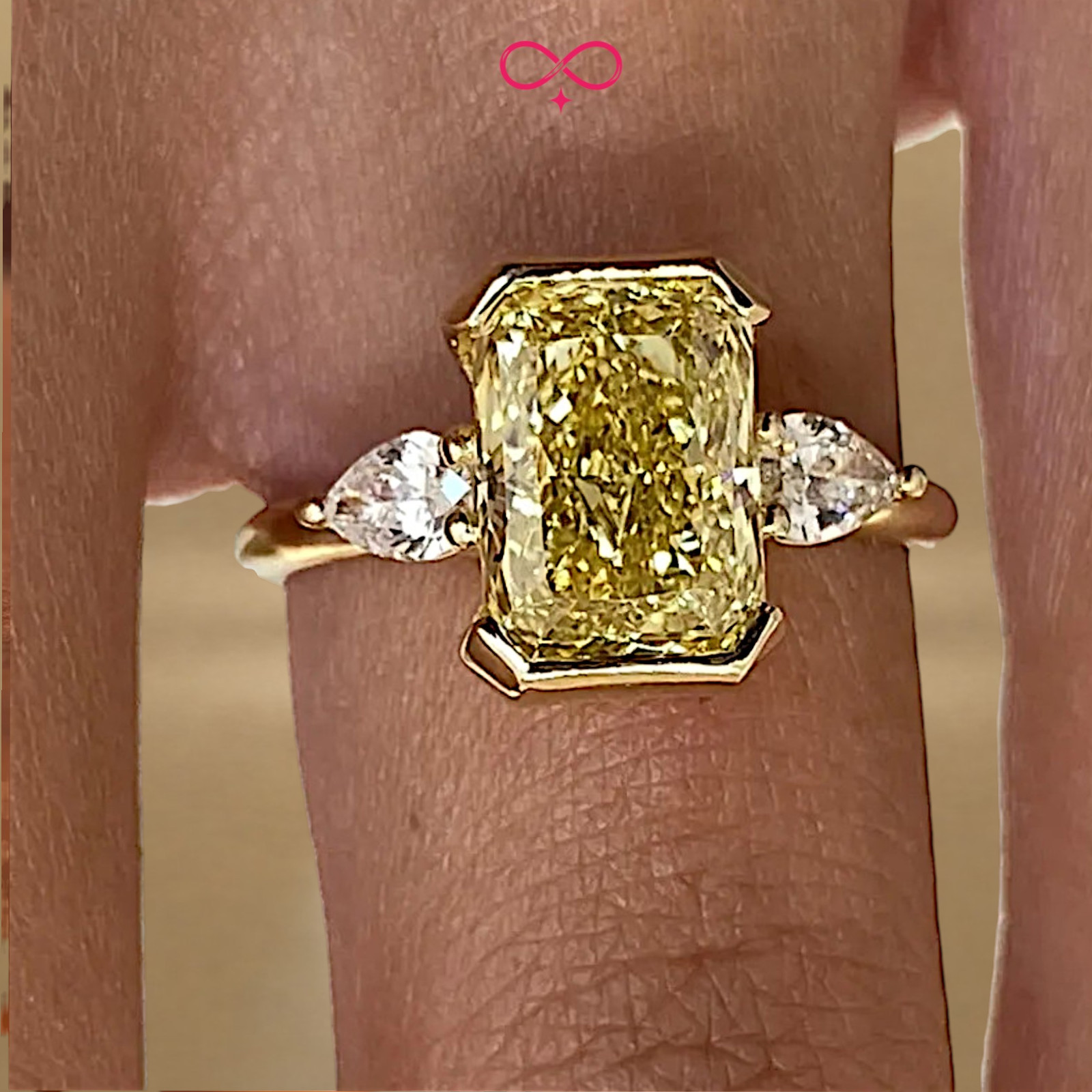 Radiant Cut 2.90 Carat Fancy Vivid Yellow Diamond Ring Lab Grown 14K Yellow Gold