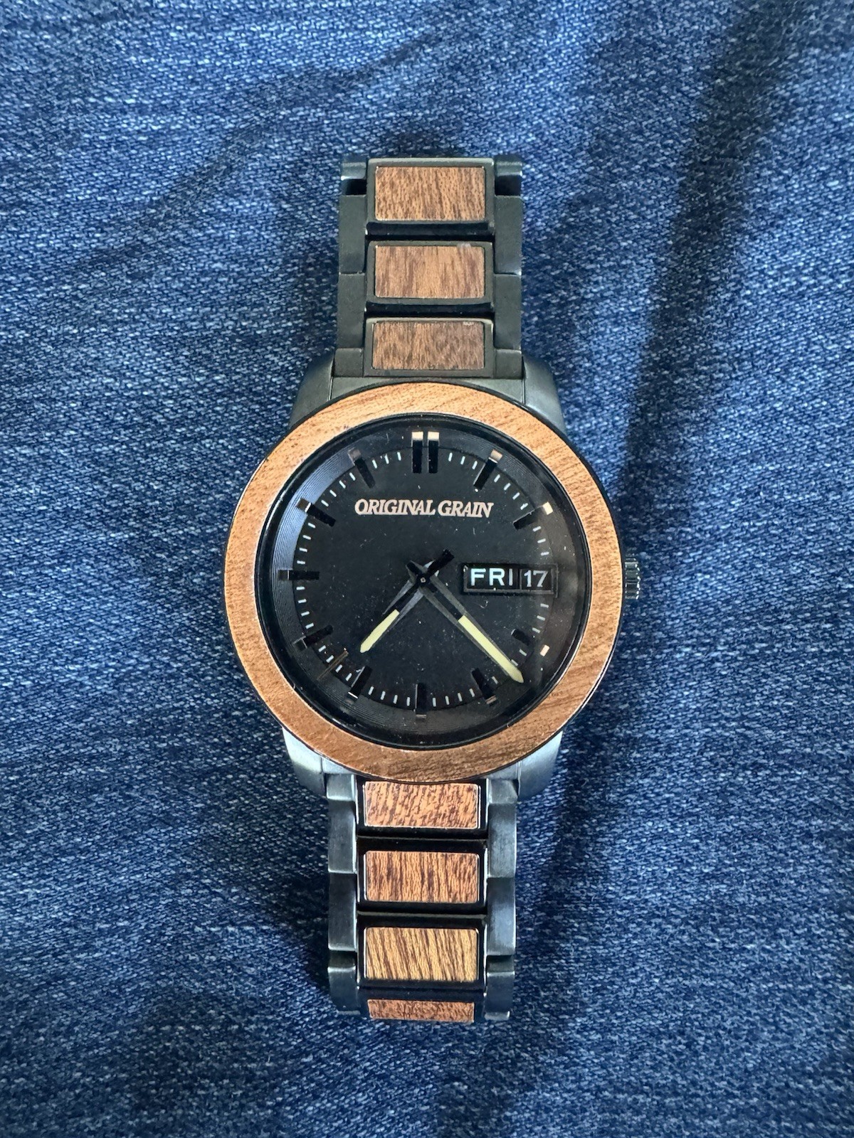 Original Grain Men’s Quartz Wood/Metal Bracelet Watch Black Dial Day/Date