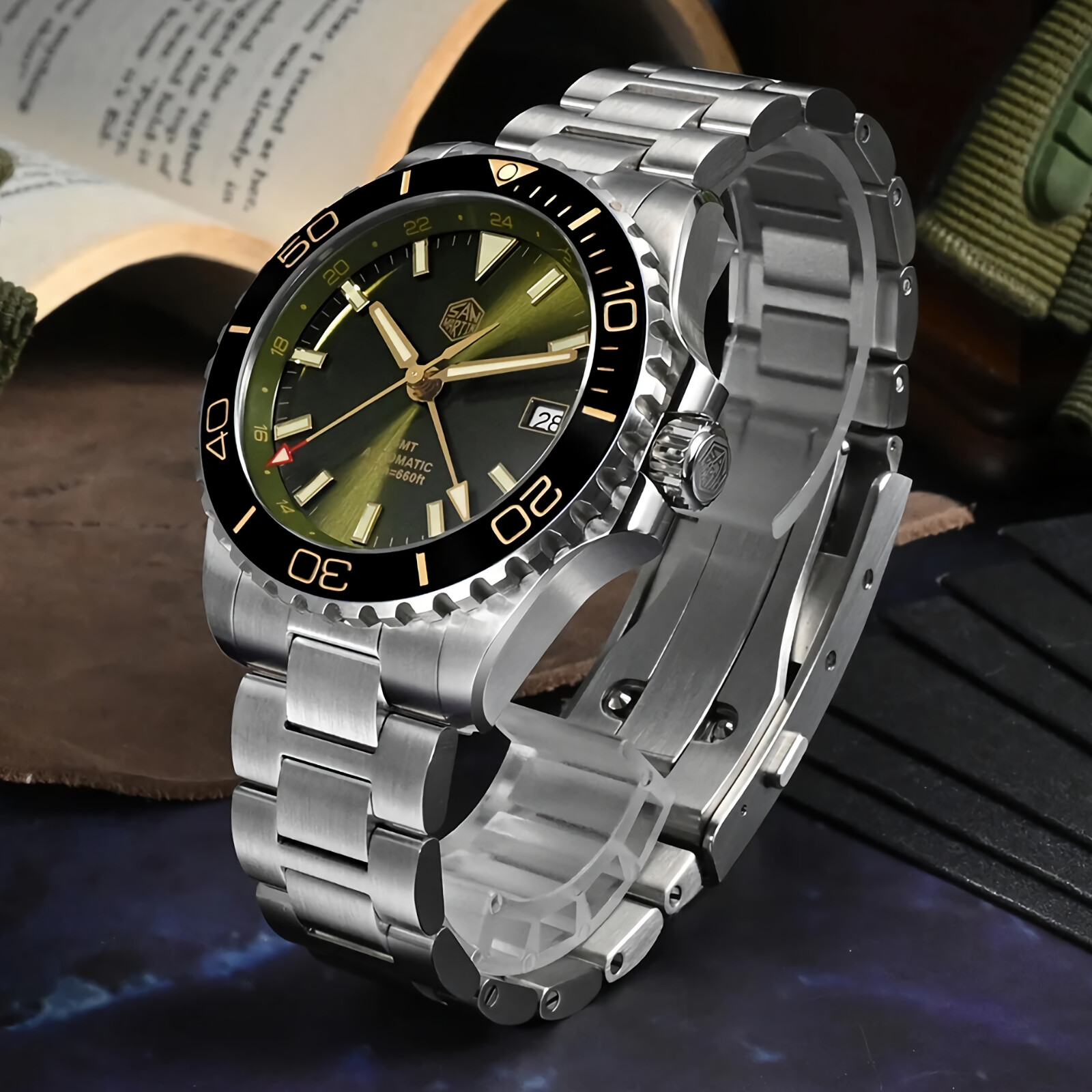 SAN MARTIN SN0136-G GMT Automatic Enamel Dial Stainless Steel 39mm Diver Watch