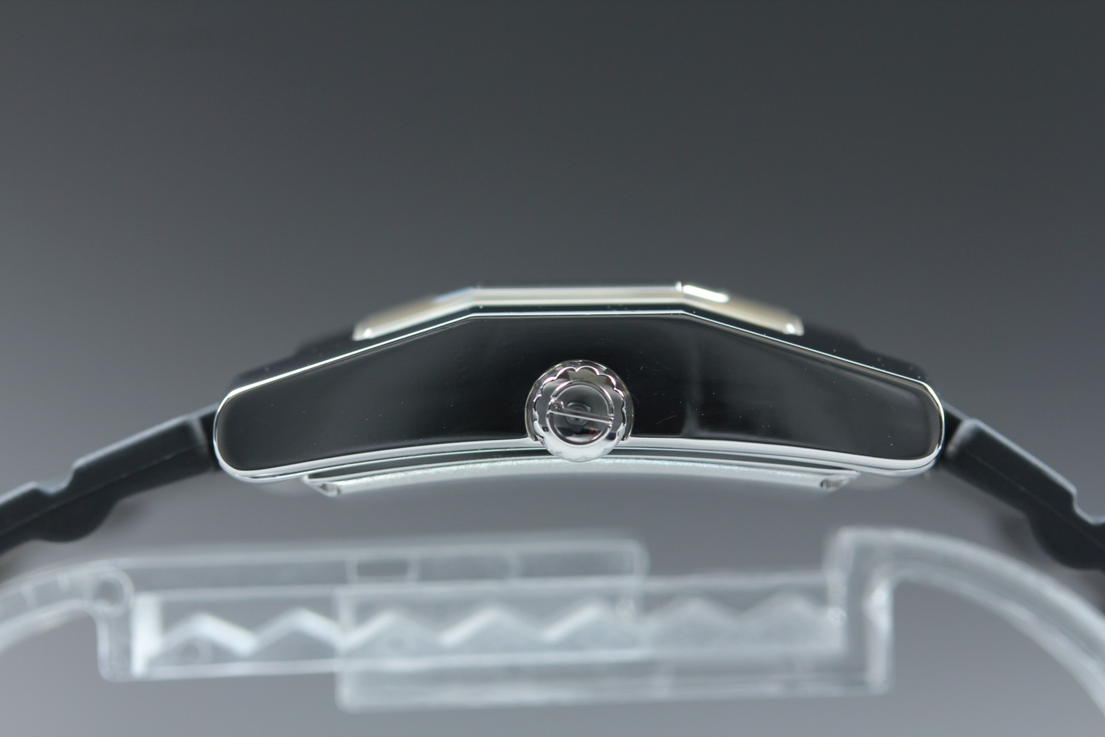 [N MINT] Vintage DUNHILL Facet 8022 Black Silver Tank Square Quartz Men’s Watch