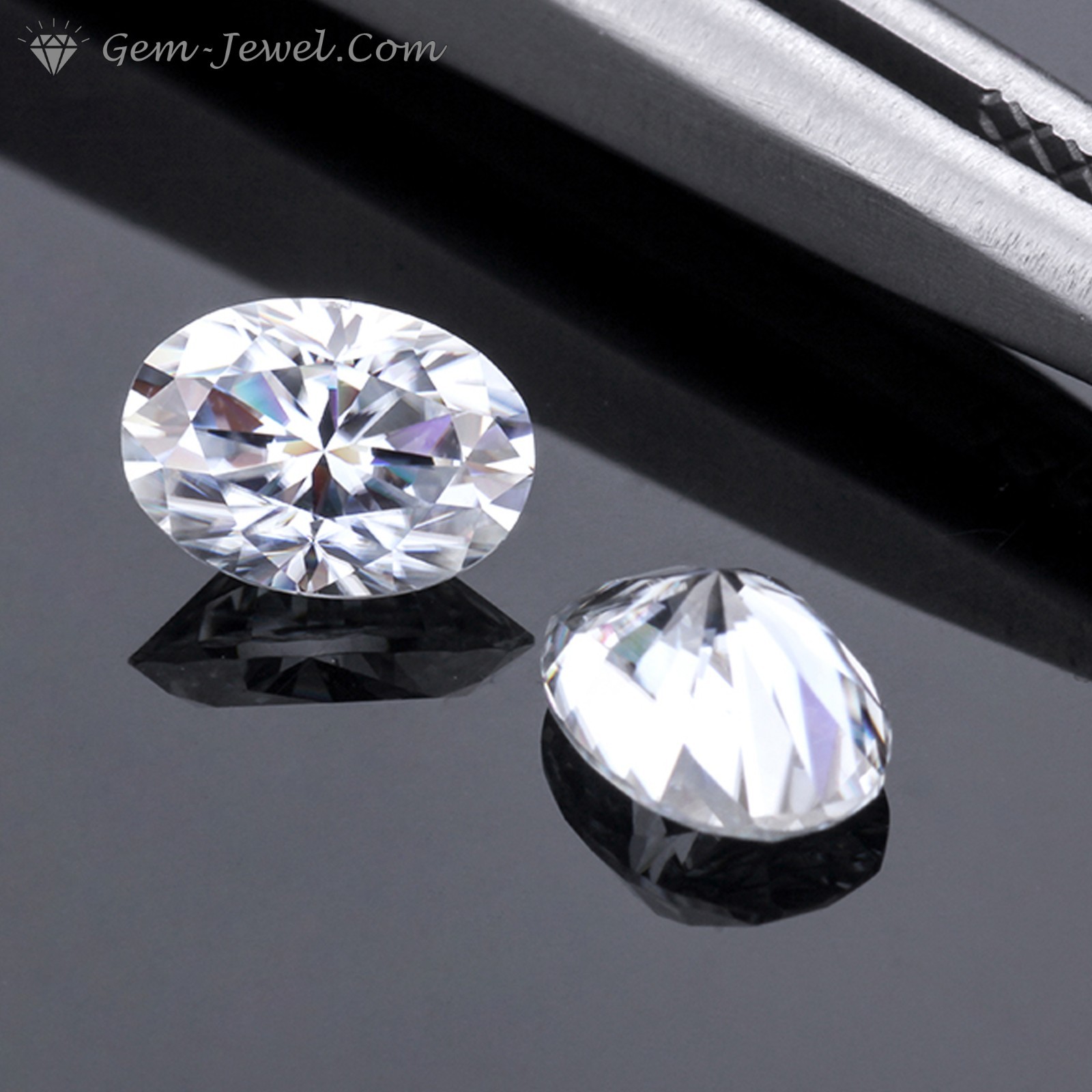 3×2 to 6×4 MM Oval Cut Colorless Loose Moissanite for Ring (0.06 to 0.43 Carat)