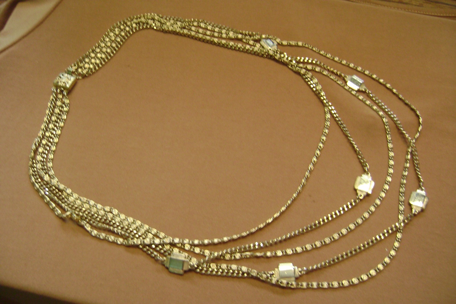 VINTAGE MULTIPLE 5 CHAIN FILIGREE PUSH LOCK CLOSURE GOLD TONE NECKLACE