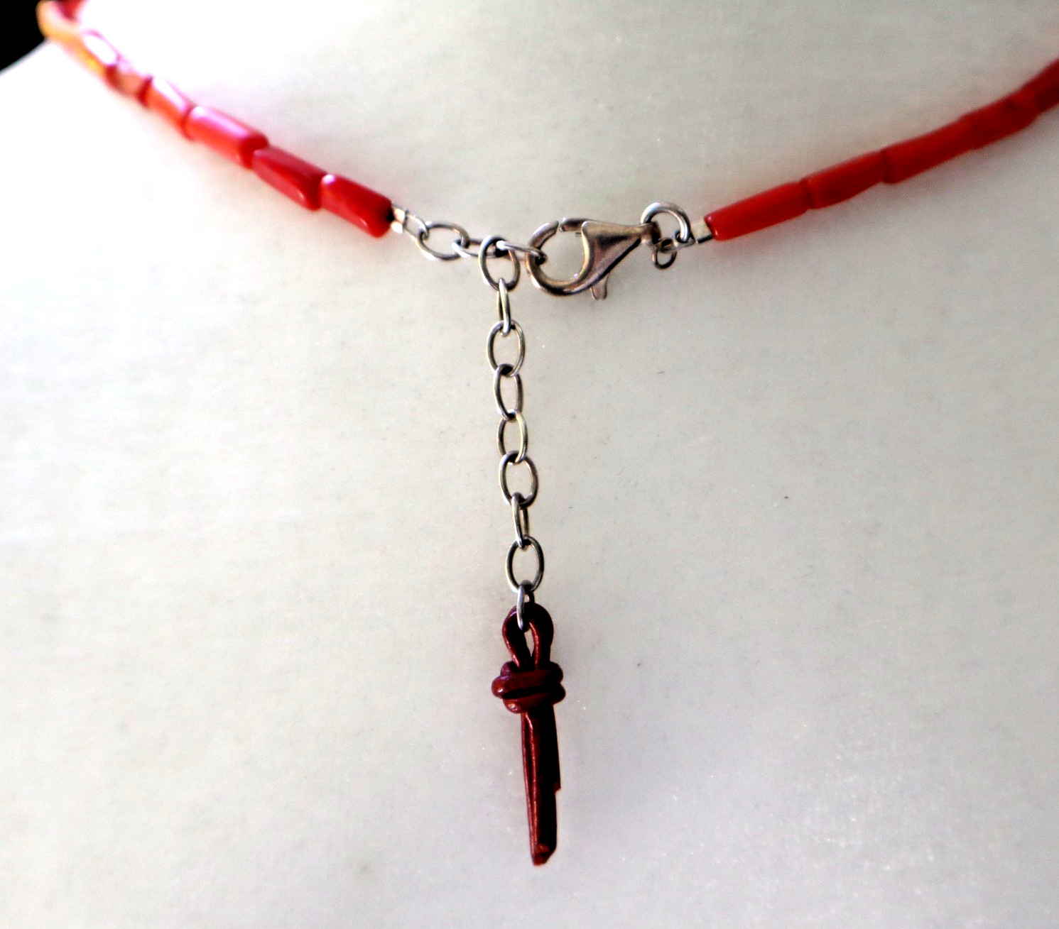 Silpada Necklace Hostess Only Red Bamboo Coral Beads Silver Oval Pendant N1167