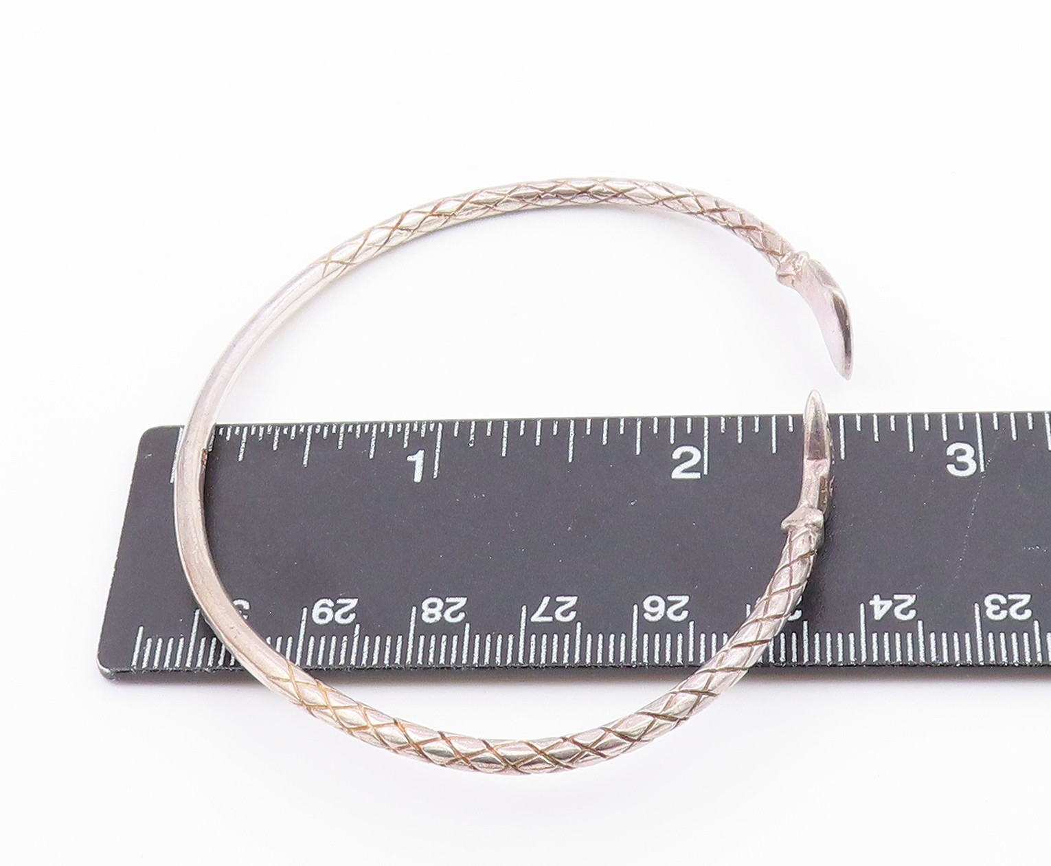 925 Sterling Silver Vintage Etched Diamond Shape Pattern Cuff Bracelet BT9495