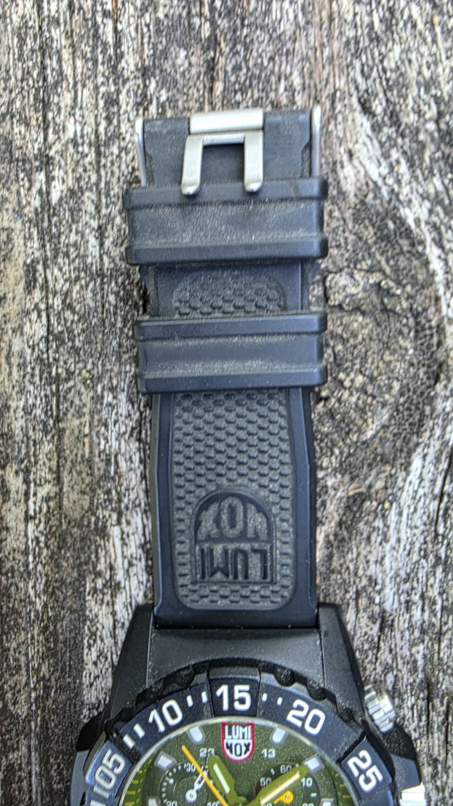 Luminox Navy Seal 3580-1GB 200M Quartz Chronograph Green Dial Carbonox Case 45mm