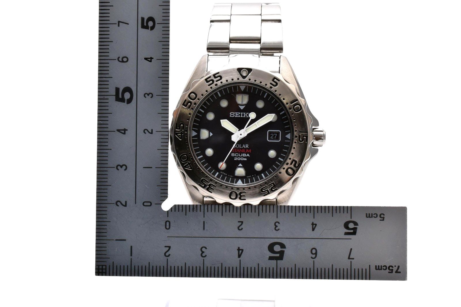 【Exc+5】 SEIKO V145-0AH0 Solar Titanium Vintage Black Dial Scuba 200m Men’s Watch
