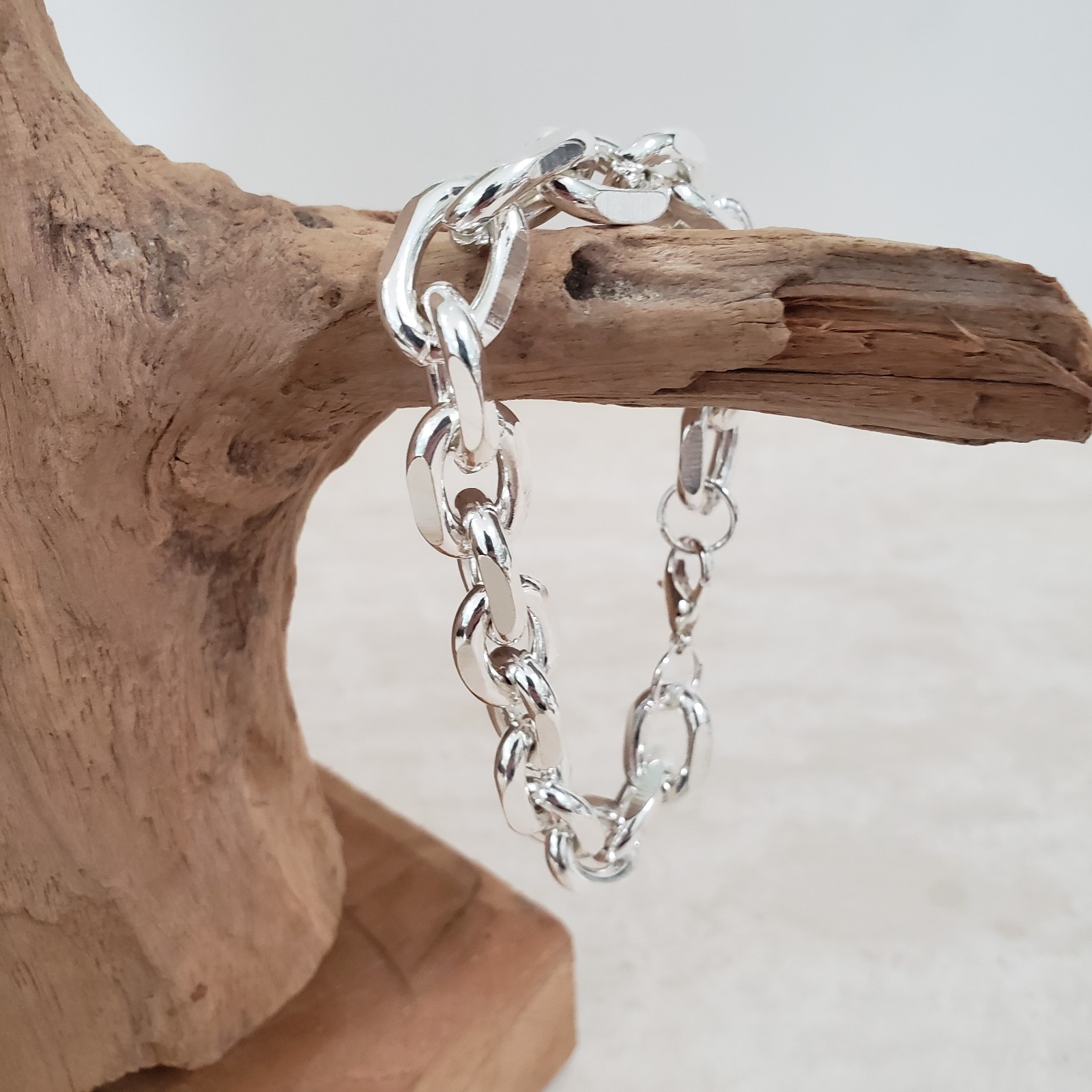 Chunky Anklet/Bracelet – Contemporary Design – 20cm/8 inches – new and tagged.