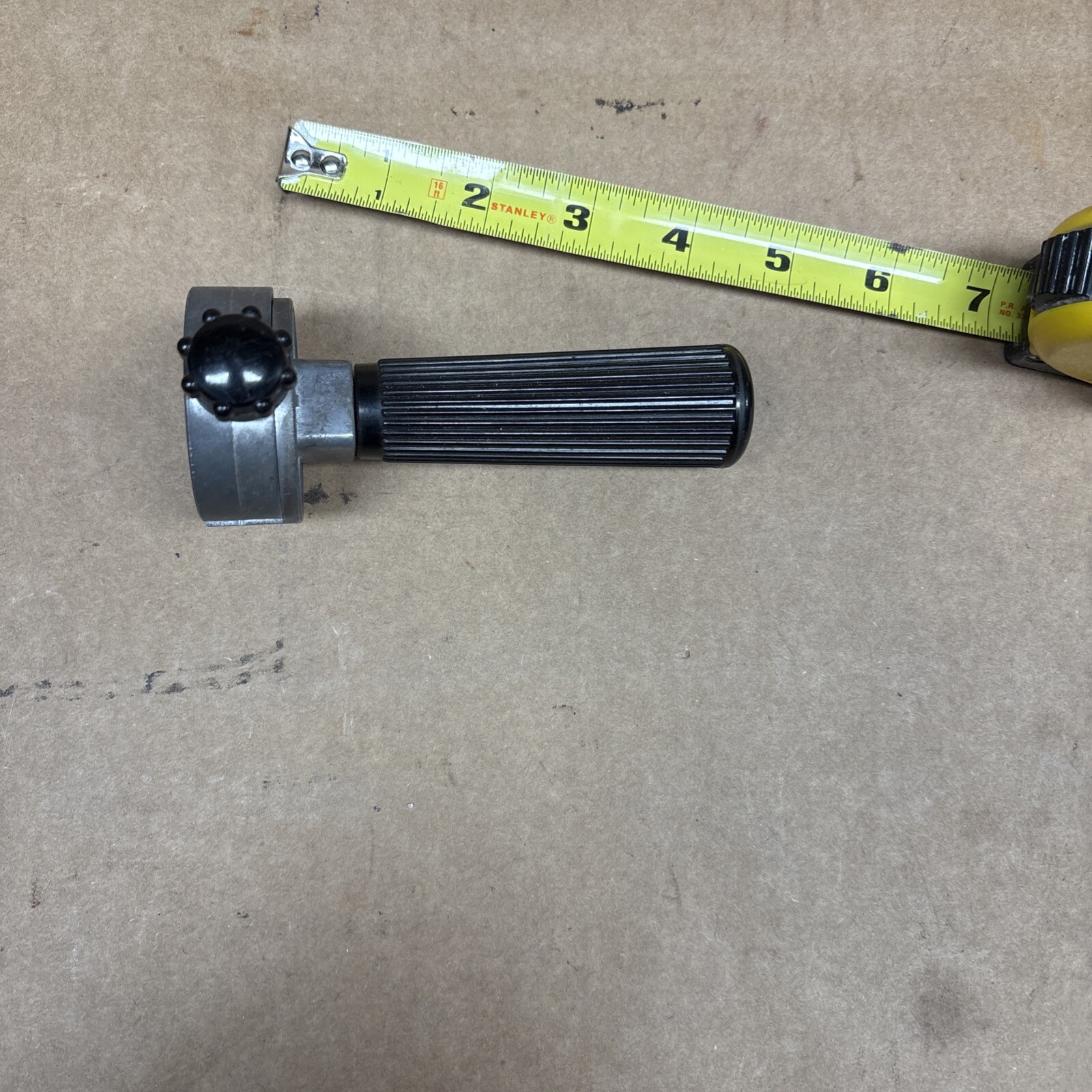 Universal Work Holder Peg Clamp – Jewelers Hand Held Vise-Jewelry Engraving Tool