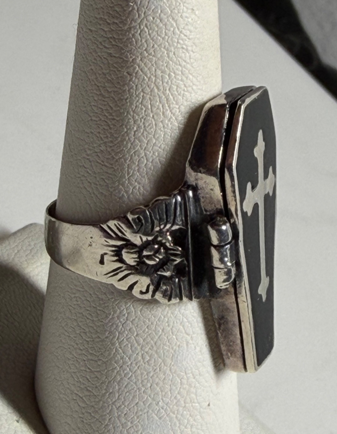 Coffin Cross Poison Sterling Silver Ring Skeleton Memento Mori Size 7.5 Vintage