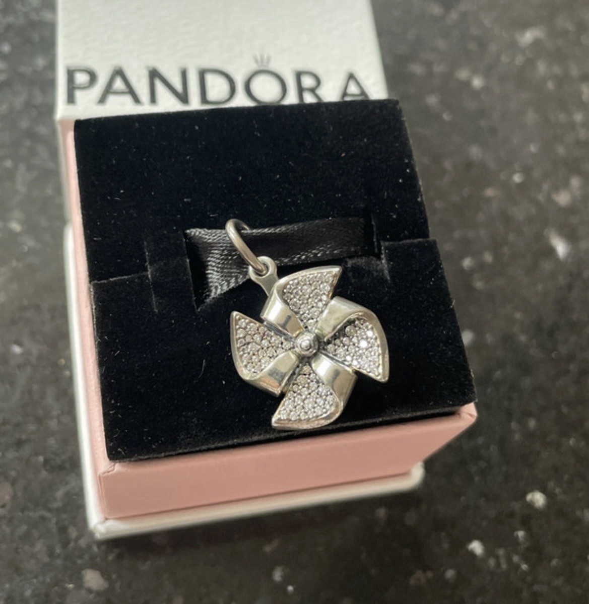 Rare Pandora staff values charm – STAFF ONLY ITEM