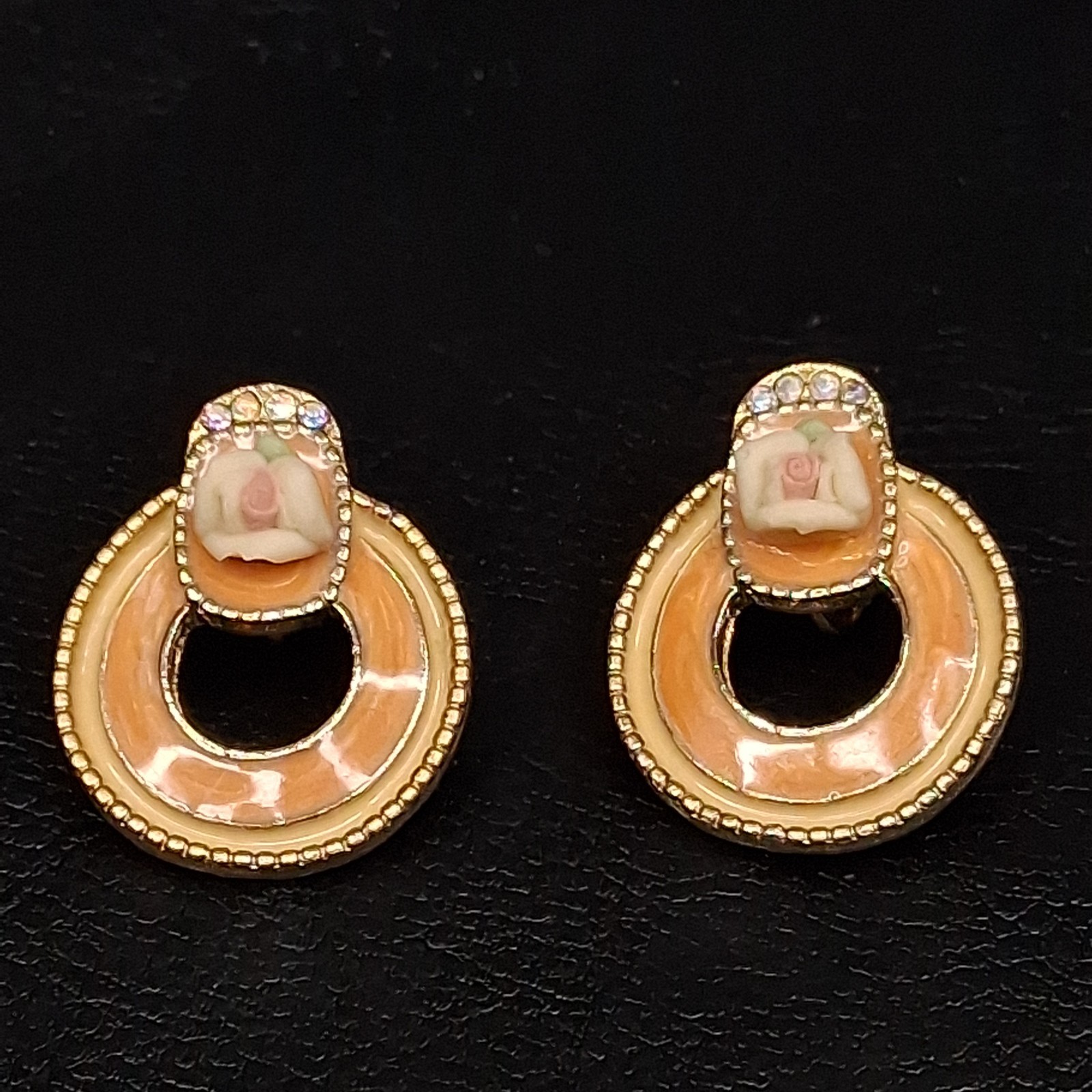 Vintage Brand 1928 Porcelain Flower AB Crystal Peach Enamel Earrings 18.340
