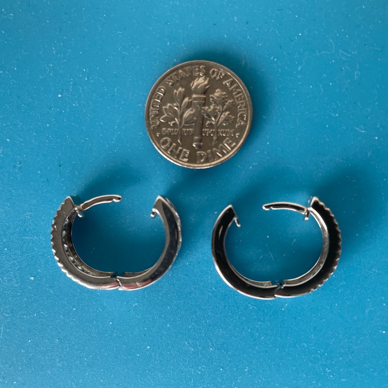 1.0 CTTW Natural Diamonds, 10K White Gold Huggie Hoop Earrings, 4.2 grams – NEW!