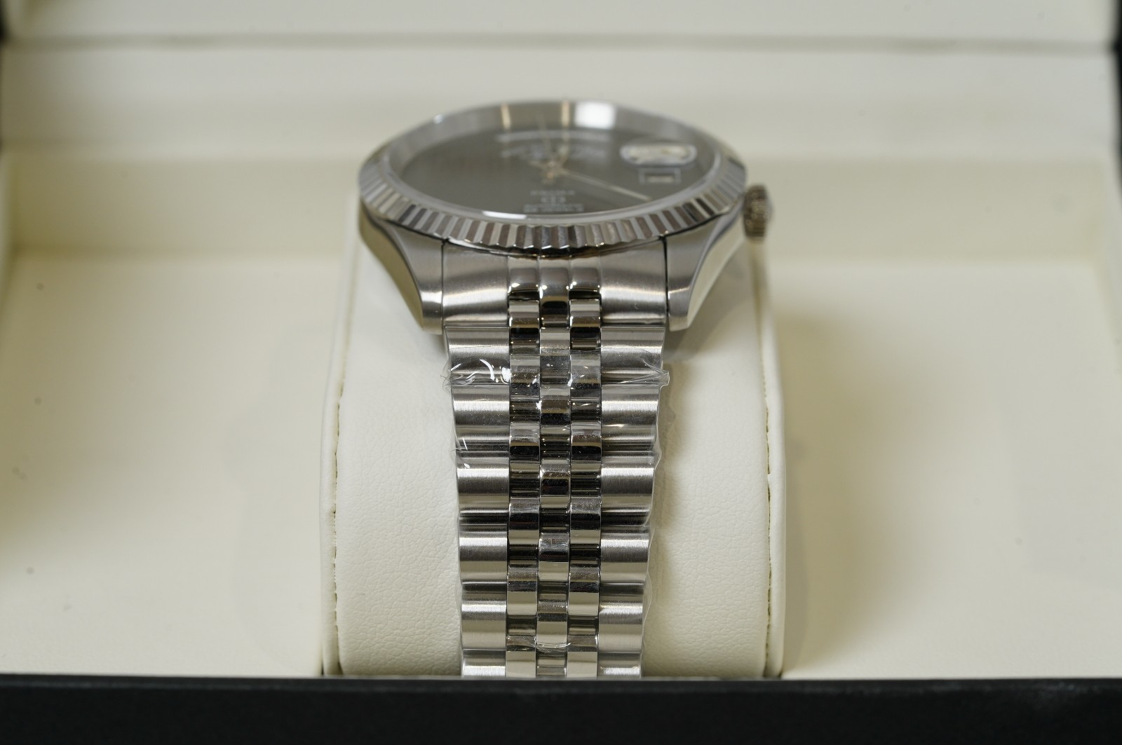 West End Sowar Prima Automatic 37mm Onyx Dial Swiss Made Day-Date 25 Jewels