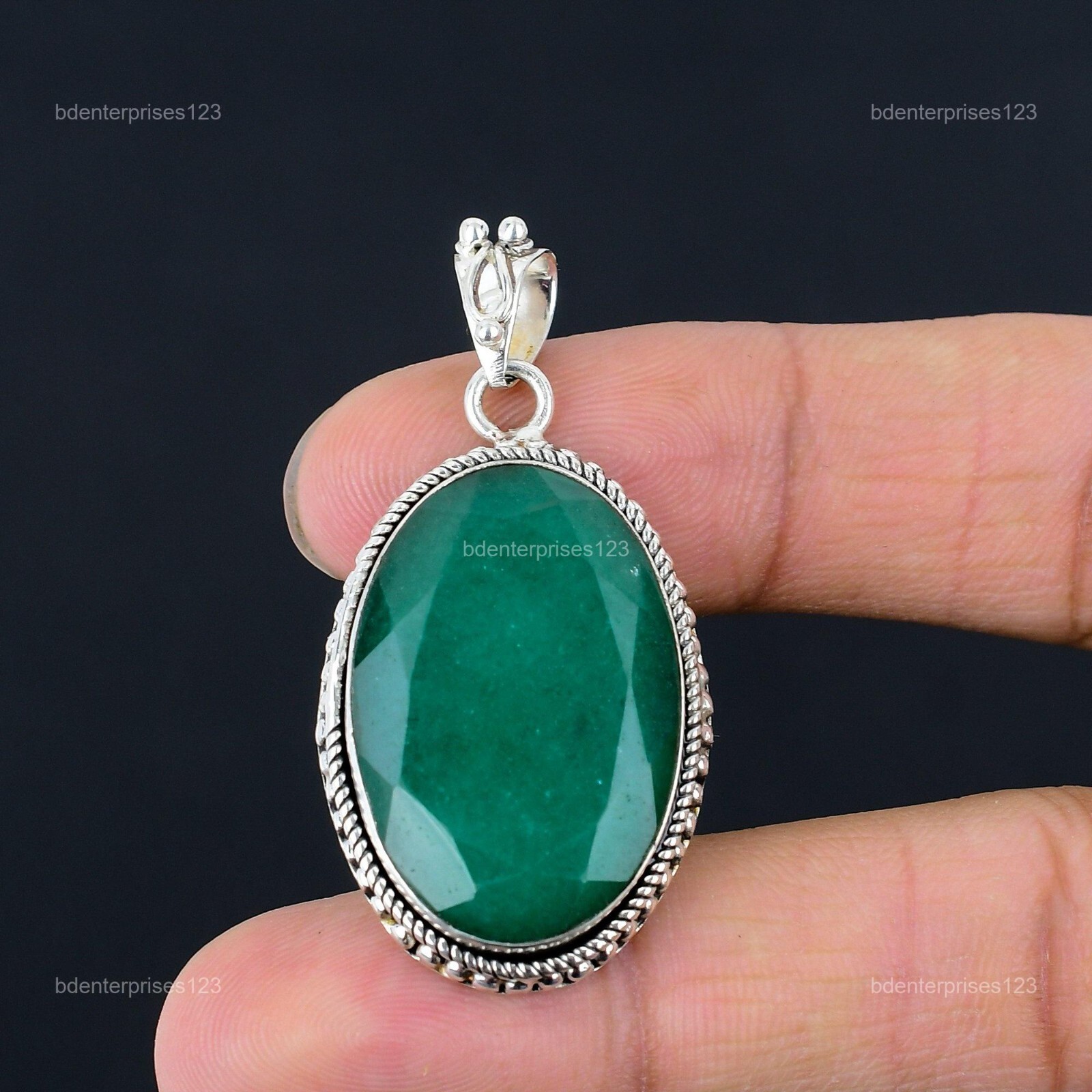 Oval Natural Zambian Emrald Anniversary Unique Trendy Pendant Jewelry 925 Silver