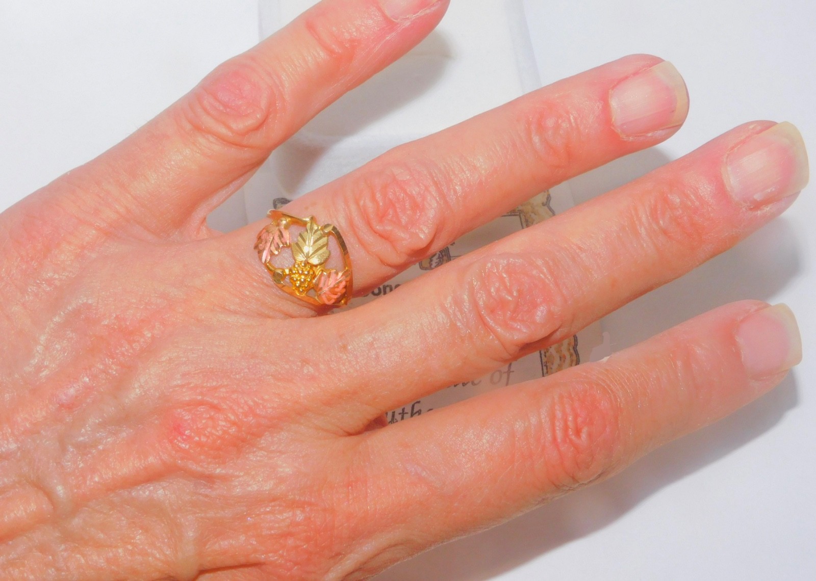 Black Hills Gold 10k Three Leaf Diamond Cut Ring Size 7