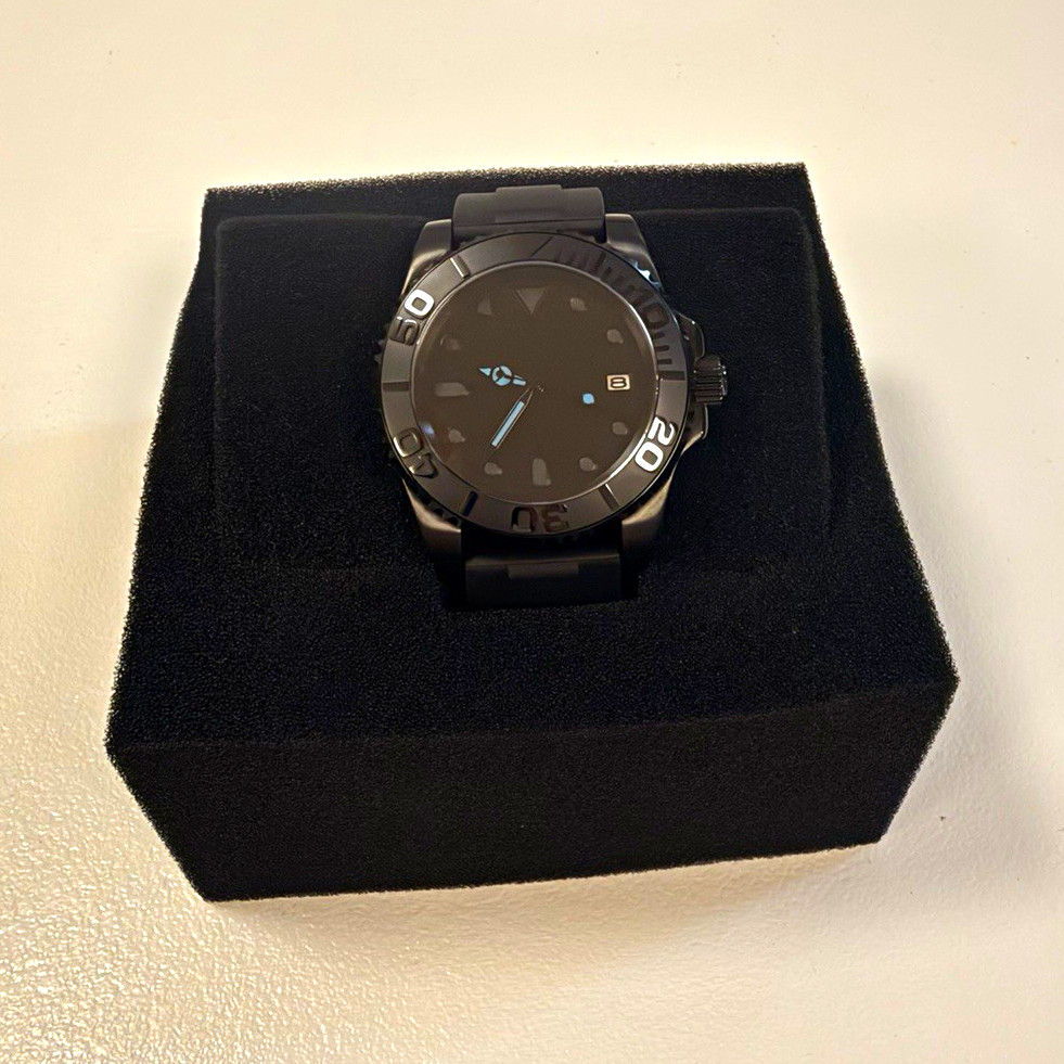 Custom Seiko Mod NH35 Automatic Blackout Diver Watch – Exhibition Caseback