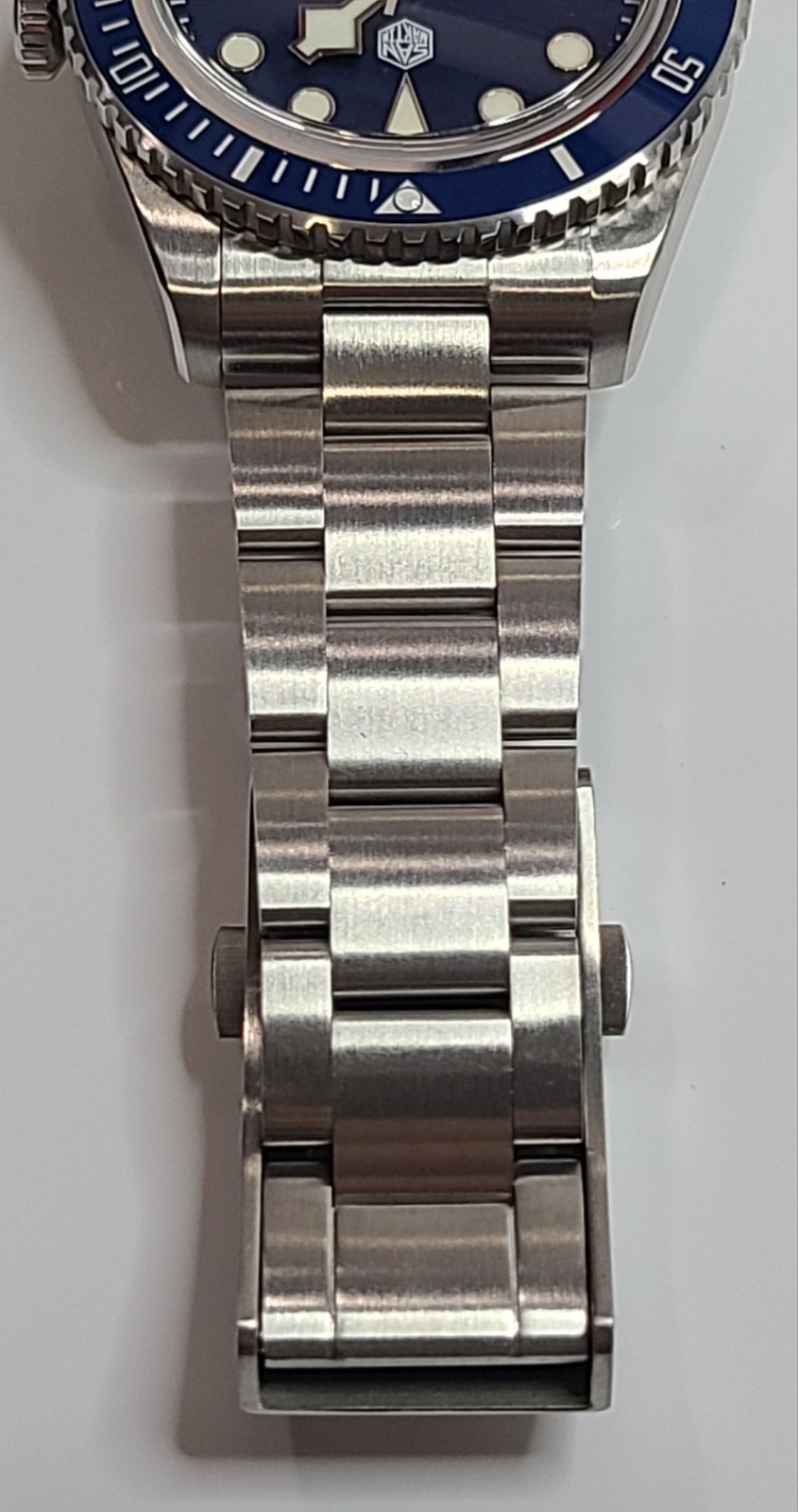 San Martin SN004-G LE Blue Dial Diver 38mm NH35 AutoMov 200M WR Sapphire Crystal