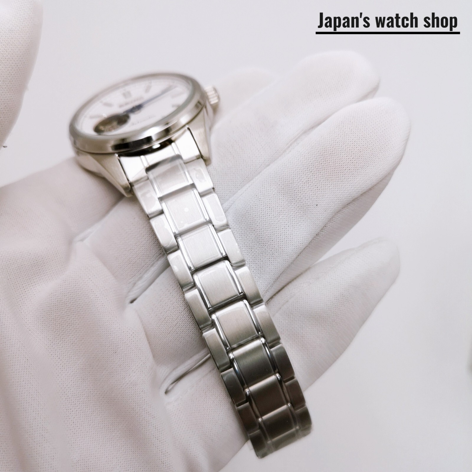 SEIKO Seiko Selection SSDE009 White Women’s Watch New in Box