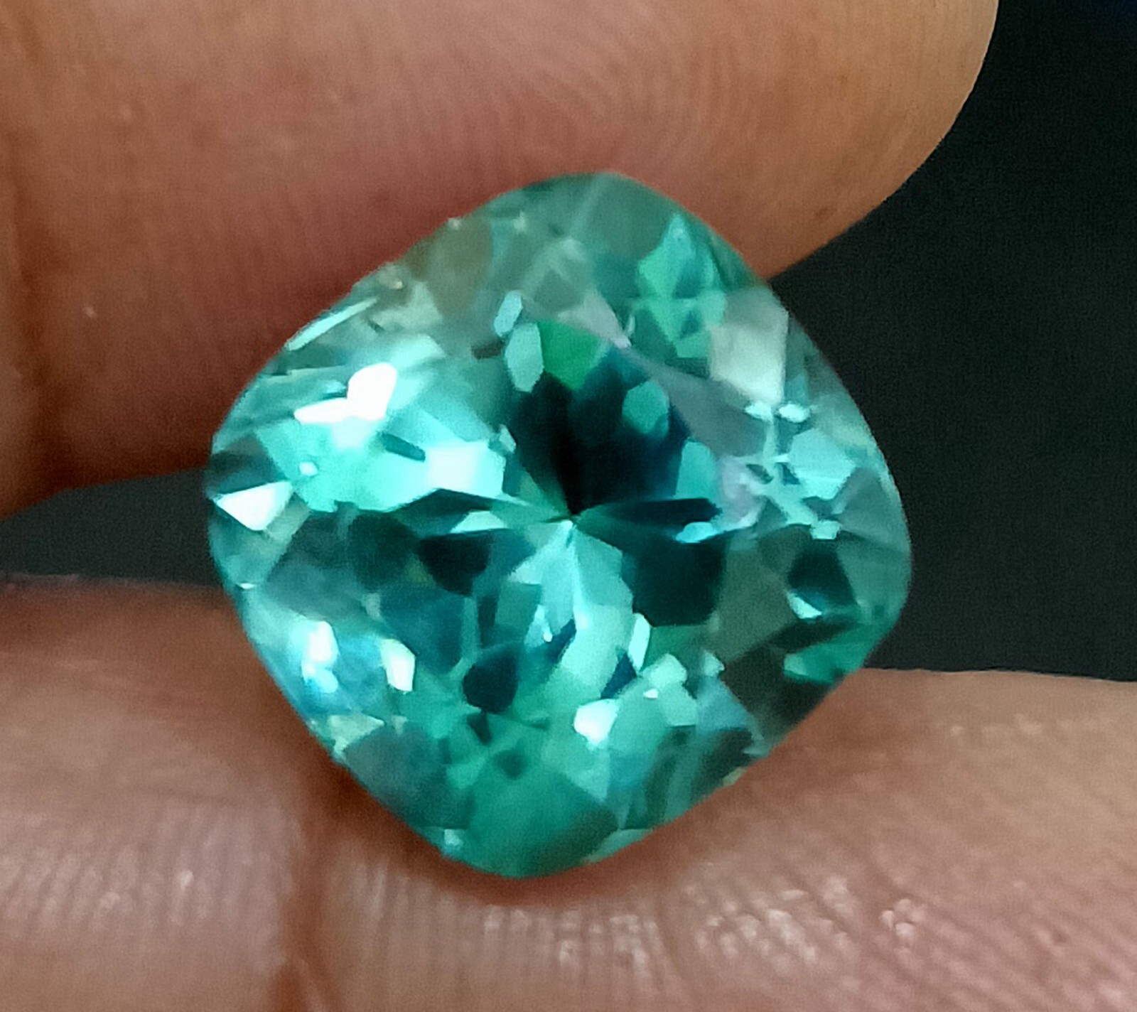 Flawless Natural Ceylon Blue-Green Sapphire Cushion Cut Loose GEMSTONE 11.70 Ct