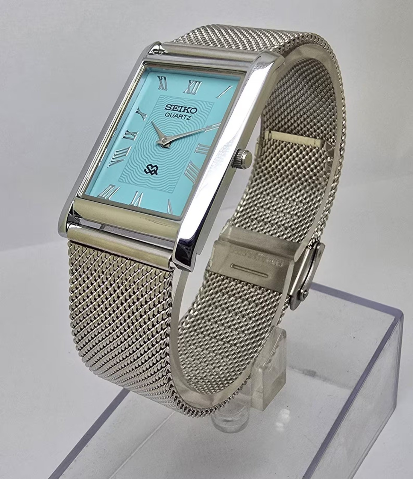 Vintage Seiko Quartz Tank Slim Men steel Rectangle Refurbished Japanese Watch