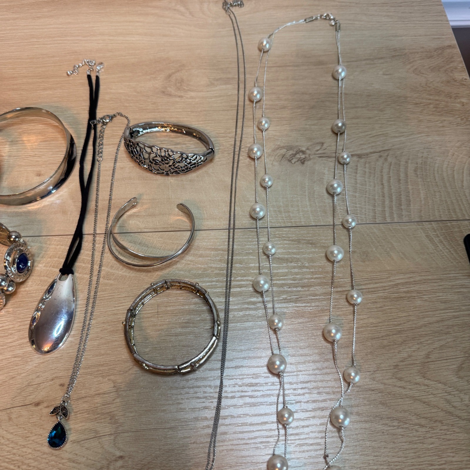 9pc Silver Tone Jewelry Lot Faux Pearl Blue Stone Necklaces Cuff Bracelets Set