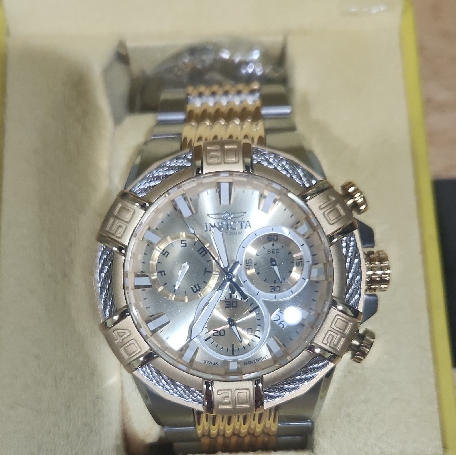 Invicta 25864 Quartz Chronograph 100m Two-Tone SS Bracelet Date Box