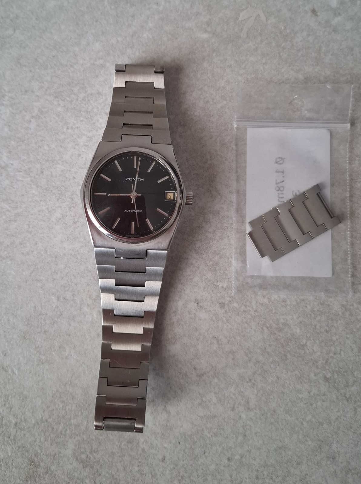 Zenith Surf ref. 02-0690-380 caliber 2572pc