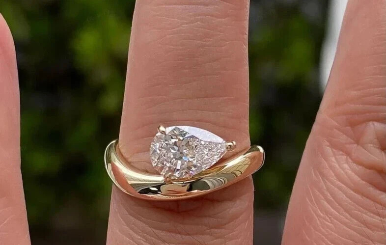 Wedding Ring 14k Yellow Gold Pear Cut Diamond 1 Carat Lab Grown E F VVS CVD IGI