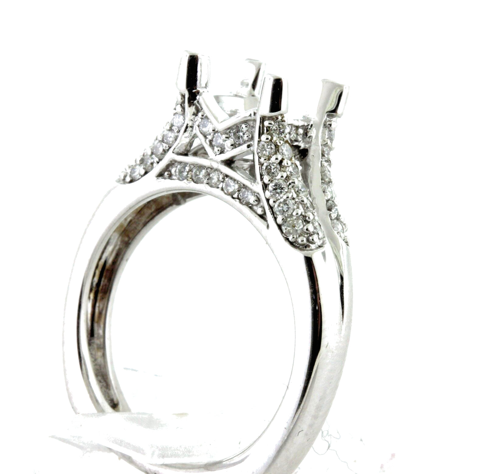 0.61 CT Round Brilliant Cut Diamond Setting VS2-SI1/G 14K W. Gold SALE