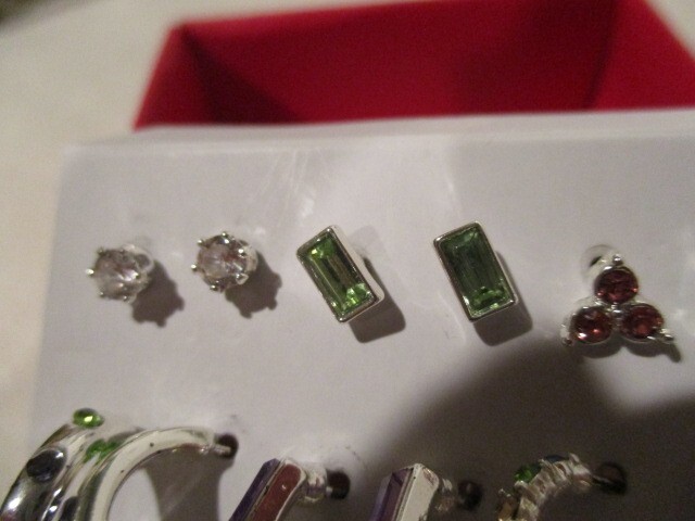 AVON Radiant Rainbow Earring Pack 6 pairs of Hoops & Studs 1/2″ D Multicolored