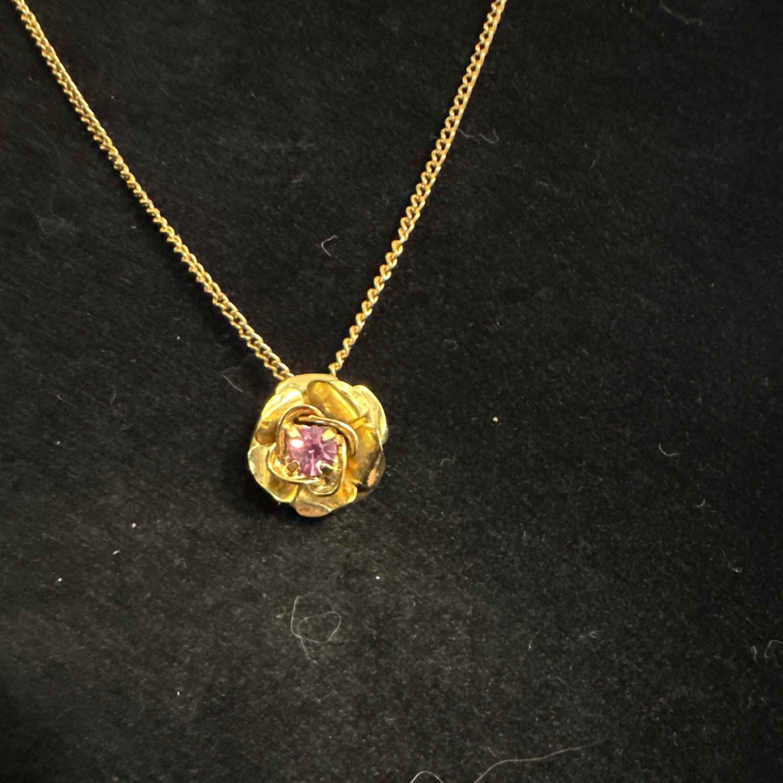 Gold Tone Cable Chain Necklace w Flower Charm Pendant Pink Crystal Bezel