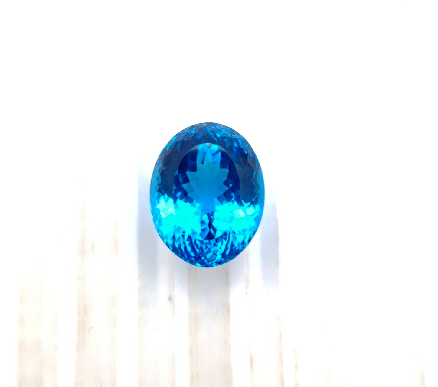 Natural GTL Certified Swiss Blue Topaz Oval Gemstone 13.20×16.50 MM 19.60 CT