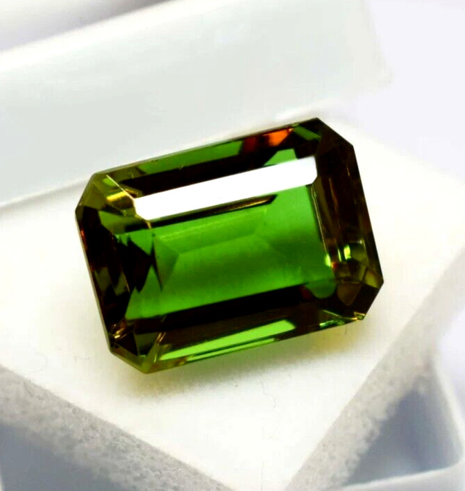 10 to 12 CT Emerald Cut Loose Gemstone Color Changing Natural Alexandrite