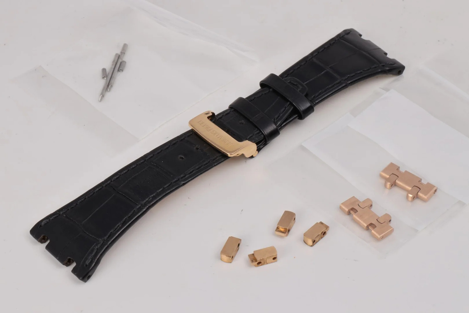 Audemars Piguet Royal Oak Dual Time 26120OR 18k Rose Gold 39mm Watch