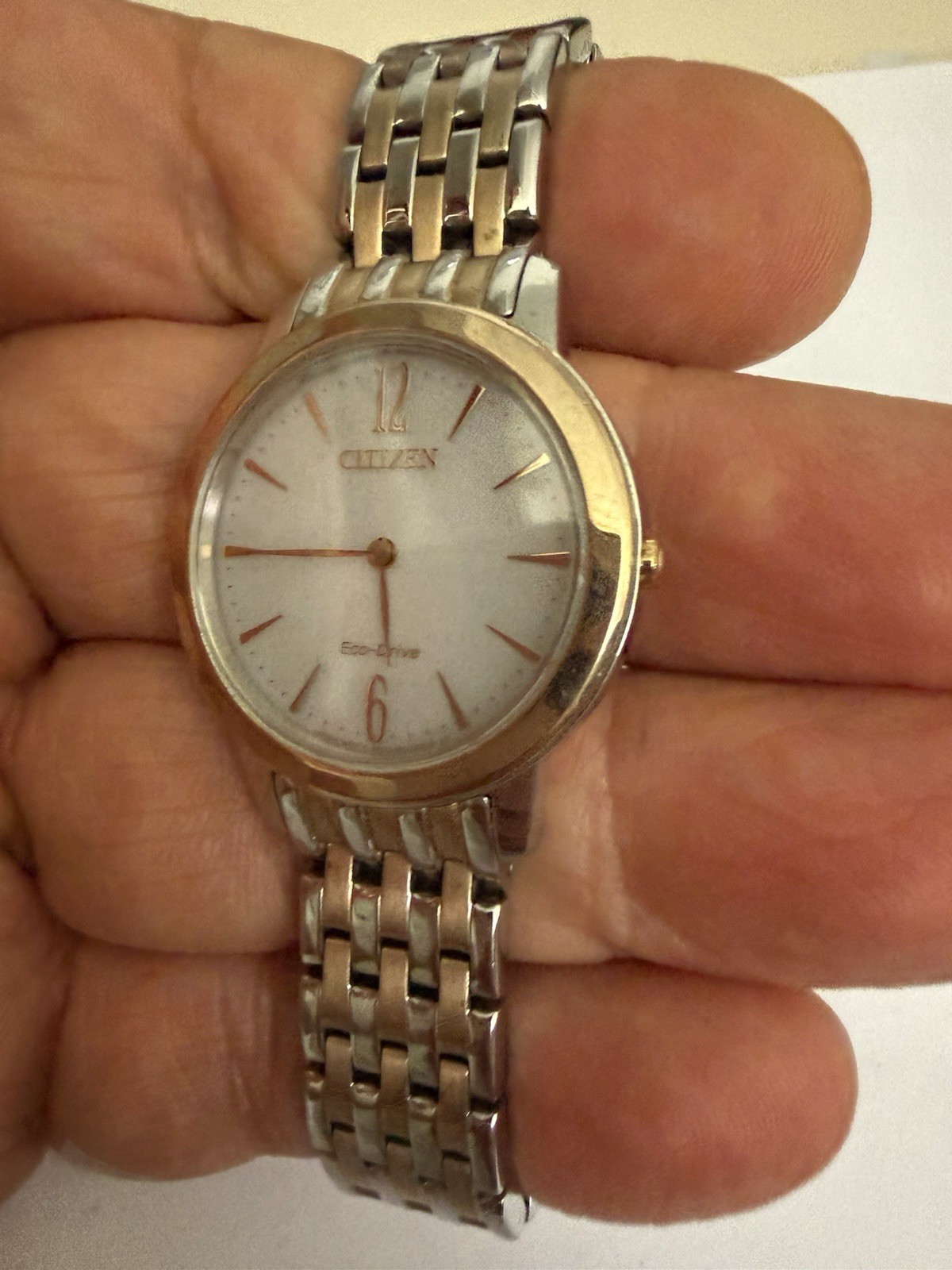 Citizen Eco-Drive Analog Watch 29.61mm Bicolor White Dial
