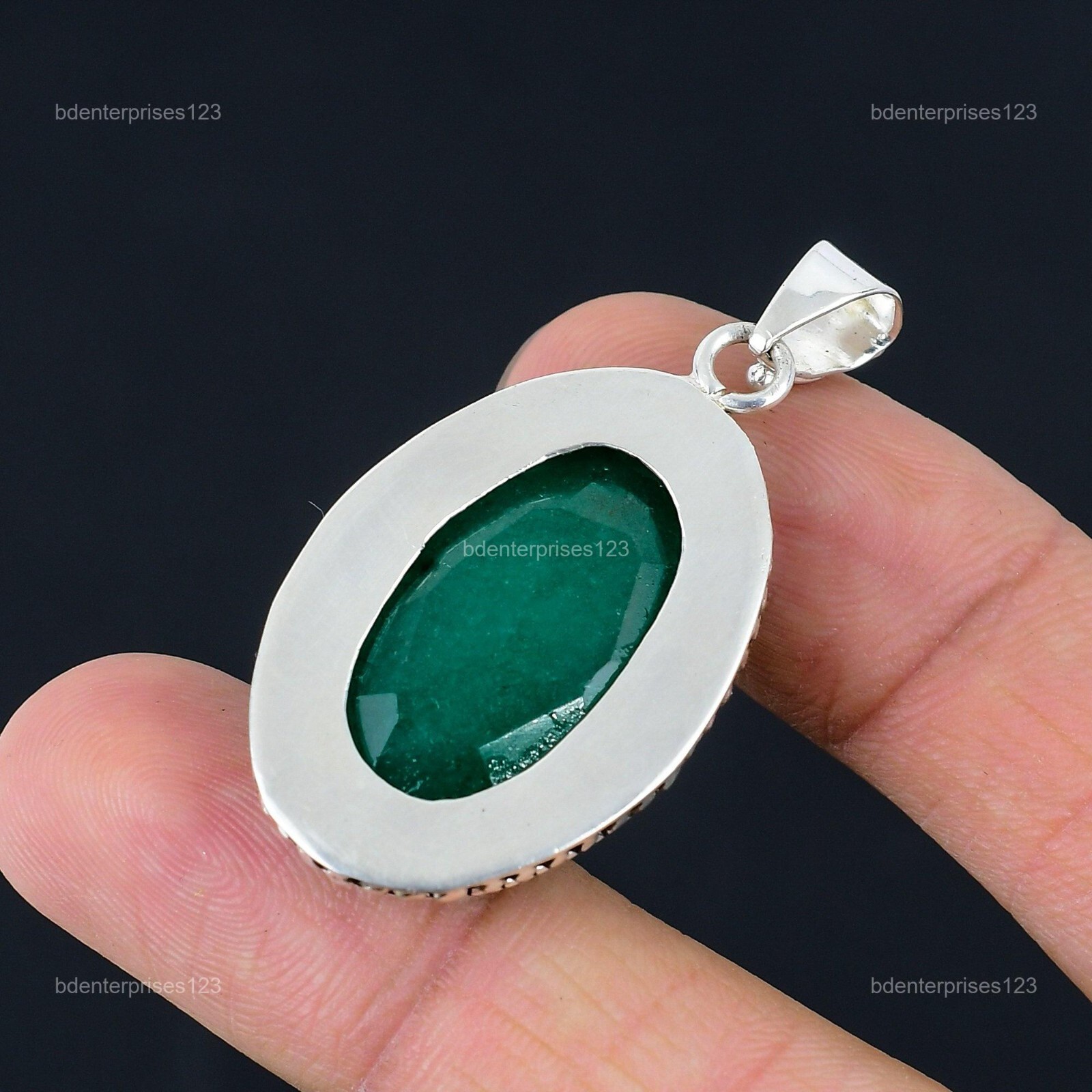 Oval Natural Zambian Emrald Anniversary Unique Trendy Pendant Jewelry 925 Silver