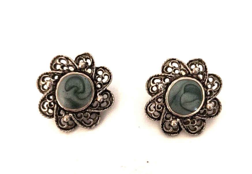 Vintage Blusih Gray Cabochon Women’s Stud Earrings Appx 1 in Silver Tone Alloy