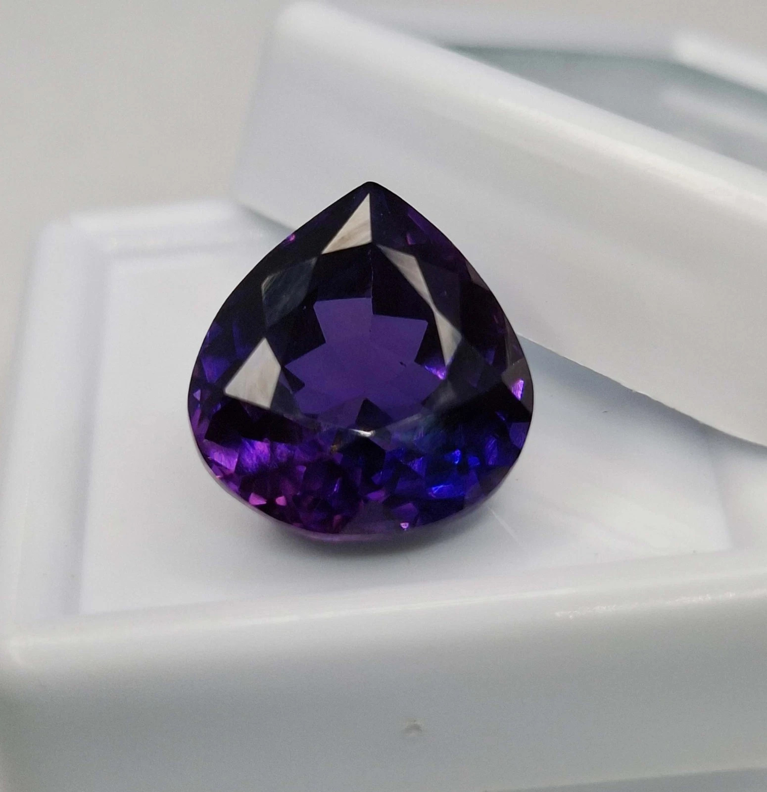 Mesmerizing Purple Blue Tanzanite Pear Cut 9-11 Ct Natural Certified Gemstone