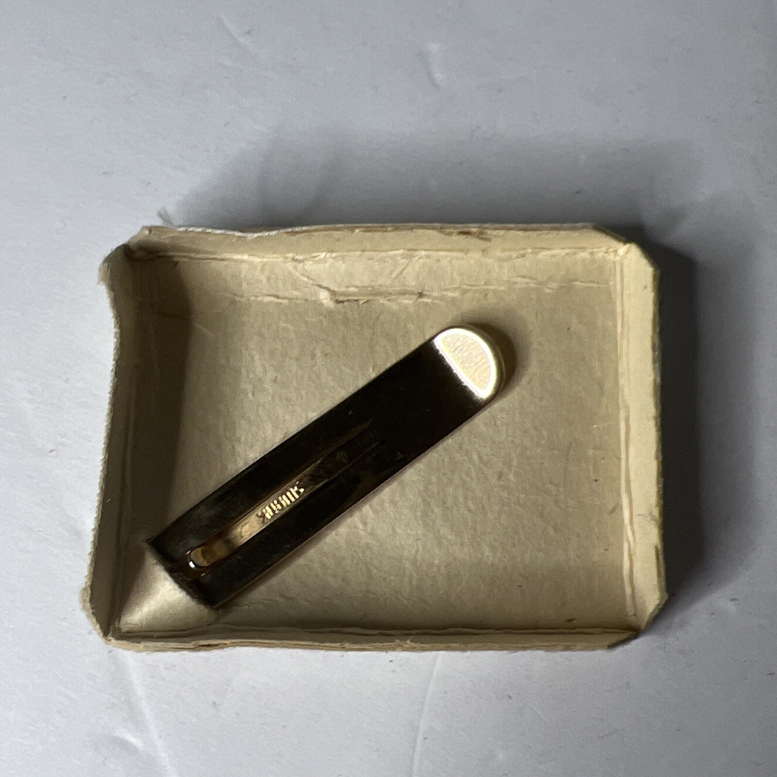 OLD TIE CLIP 3″ BAR CLASP ON GOLD TONE SWANK VINTAGE JEWELRY