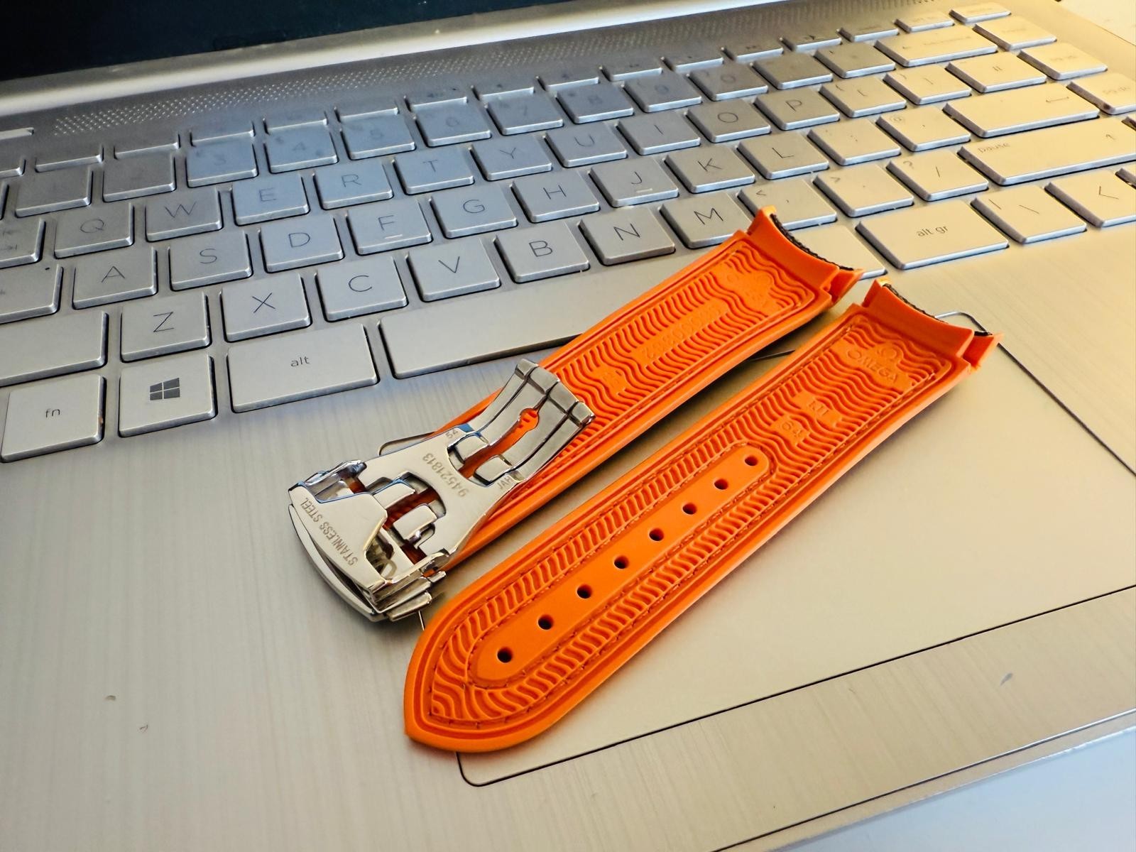 20mm Waterproof Rubber Nylon Watch Strap Replacement Orange Black