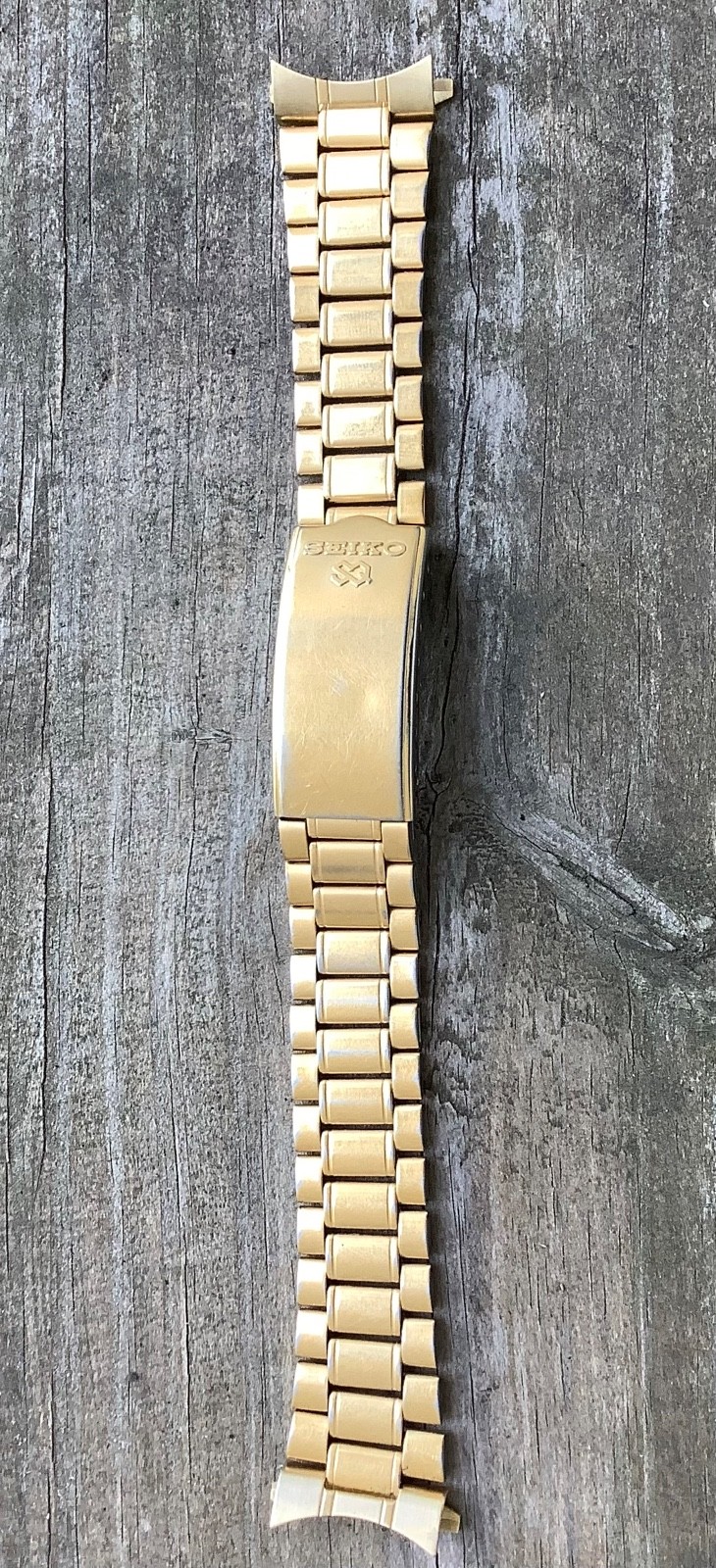 Vintage Seiko Quartz SQ Men’s Gold Tone Fold Over Clasp Watchband 20mm Curve End