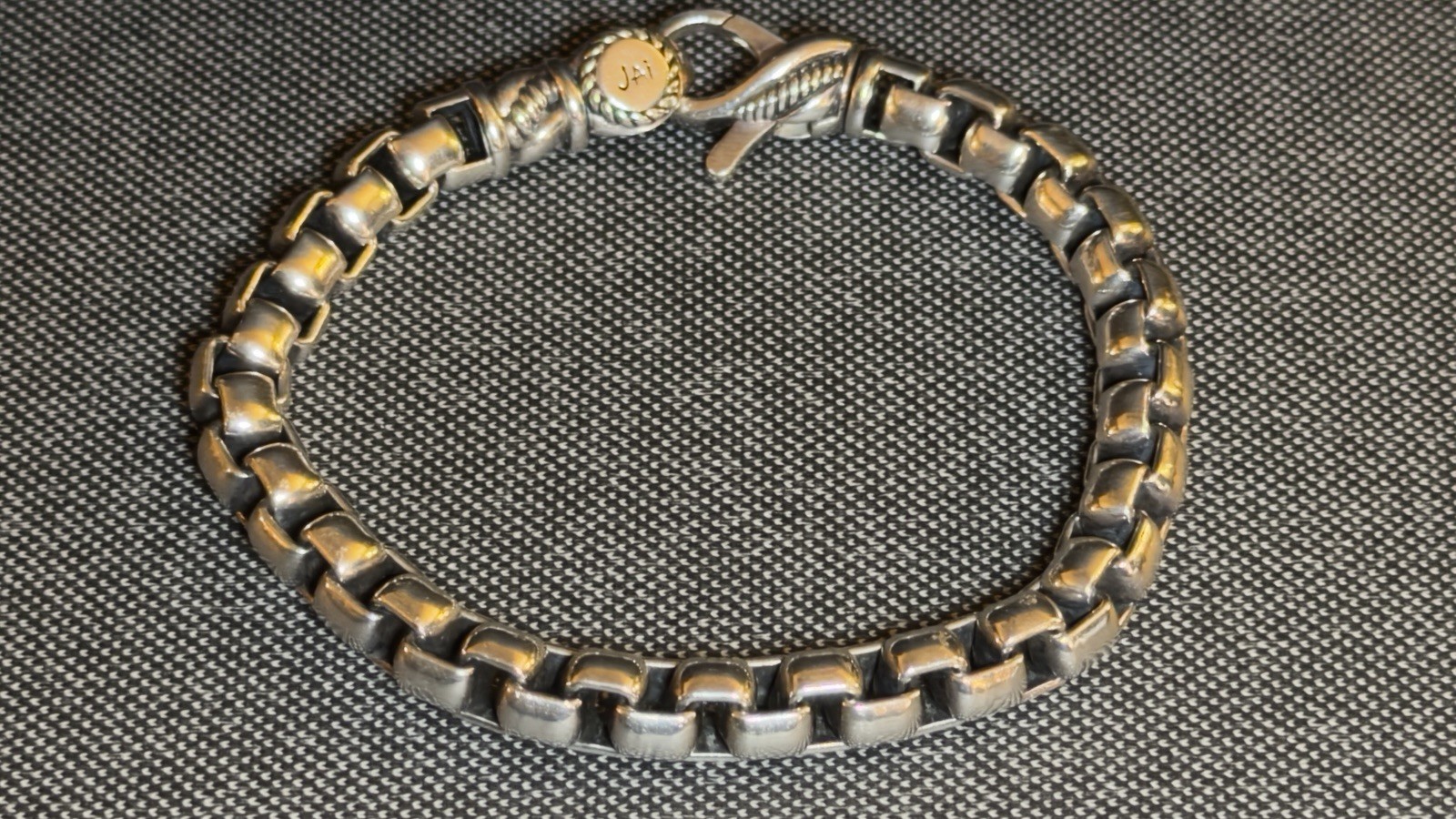 Jai Sterling Silver 7.25mm Round Box Chain Bracelet (small)