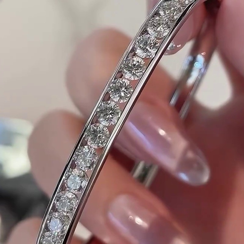 1.90 Ctw Round Cut Moissanite Bracelet Bangle Channel Set 14K White Gold Plated
