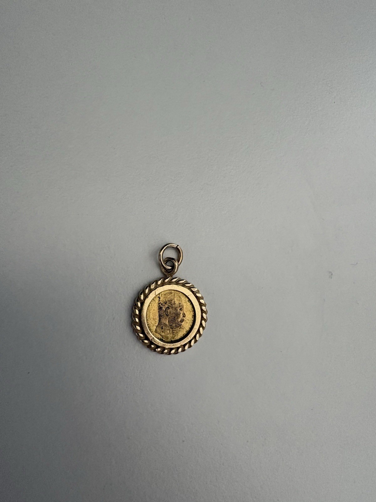 14kt Yellow Gold Imperio Mexicano 1865 Coin Pendant 1.1gram