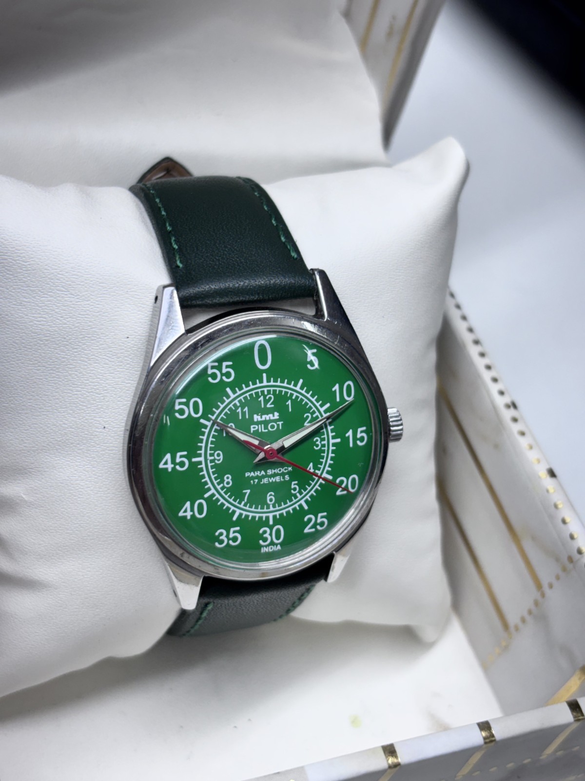 Vintage HMT Pilot Green 17 Jewels Mechanical Hand Winding Men’s Wrist Watch
